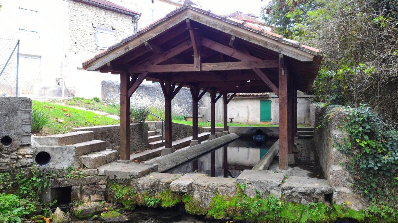 Saint-Vincent-Rive-dʼOlt Maison Sur Le Lot מראה חיצוני תמונה